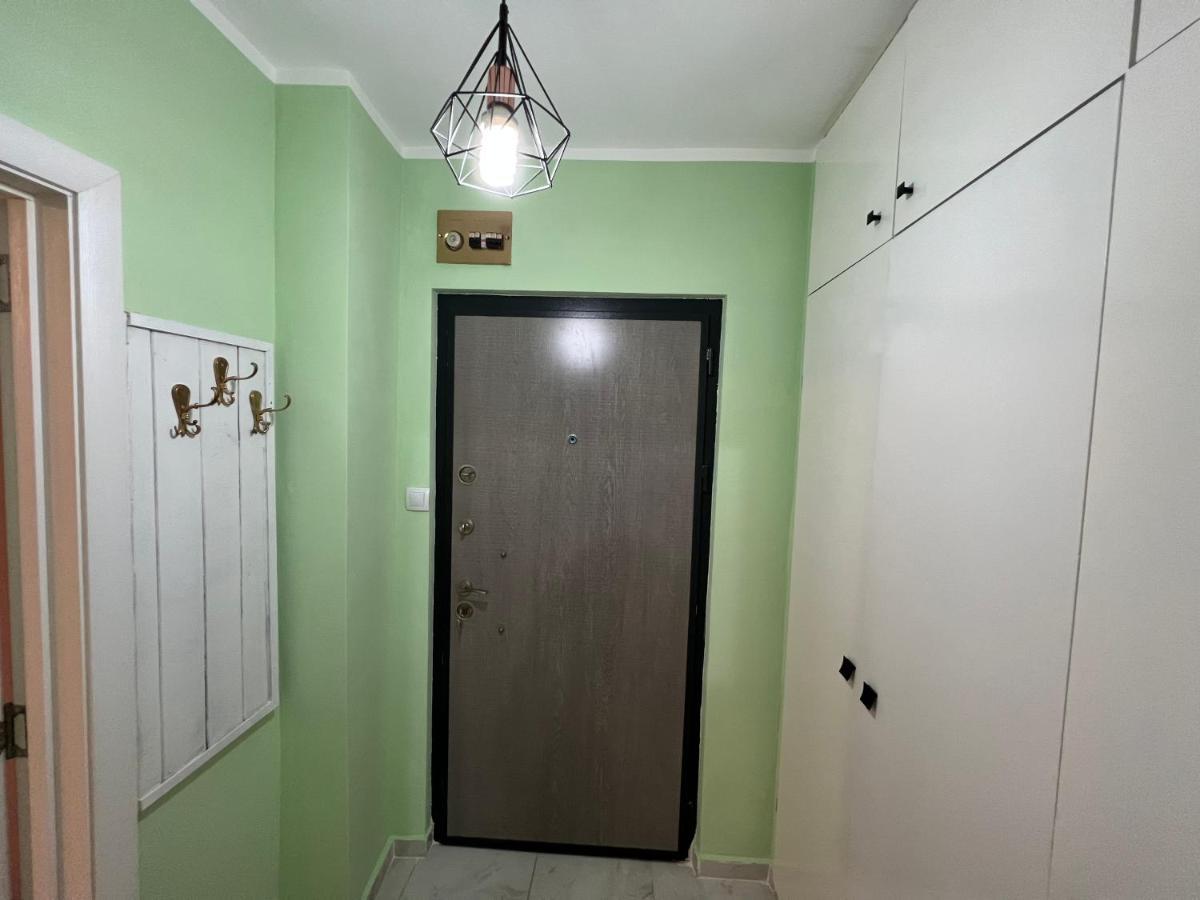 Midtown Apartment Kurdzhali Ngoại thất bức ảnh